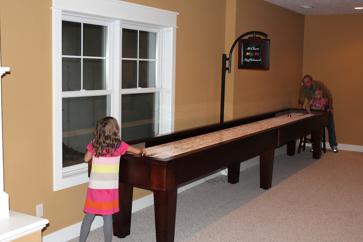 shuffleboard-family-fun_8196198345_o