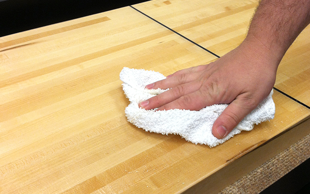 how to wax a table top