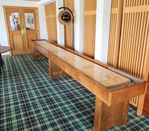 5-reasons-shuffleboard-is-the-best-bar-game