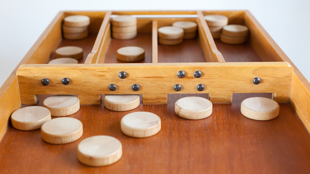 Sjoelen-Dutch-Shuffleboard-Table